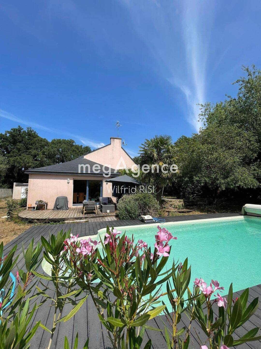 Maison 7 pièces 167 m² · à Brech · 167 m² · 549 900 €