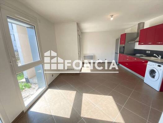 Appartement à louer 681 € 1 pièce 31 m² RDC Brouaz Annemasse 74100