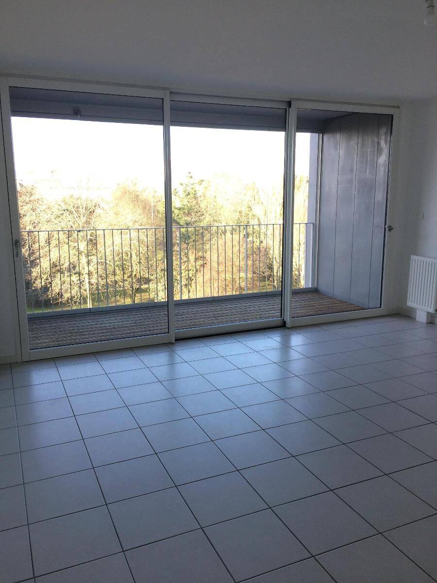 Appartement 3 pièces 68 m² · à Nantes · 67,7 m² · 856 €