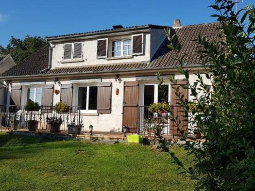 Maison en viager occupé Bouquet 46 840 € 5 pièces 4 chambres 106 m² 838 m² de terrain Ingrannes 45450