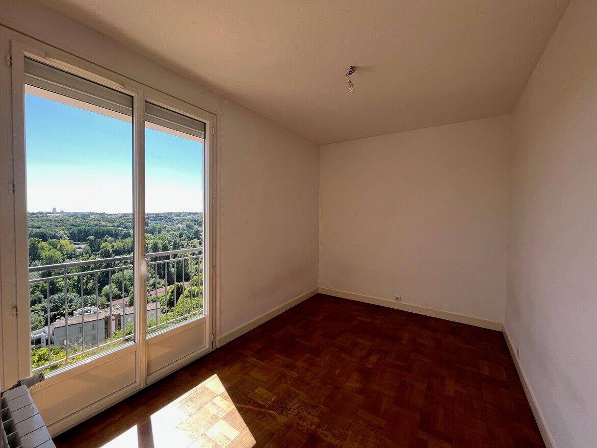 Appartement 4 pièces 88 m² · à Angoulême · 88,3 m² · 770 €