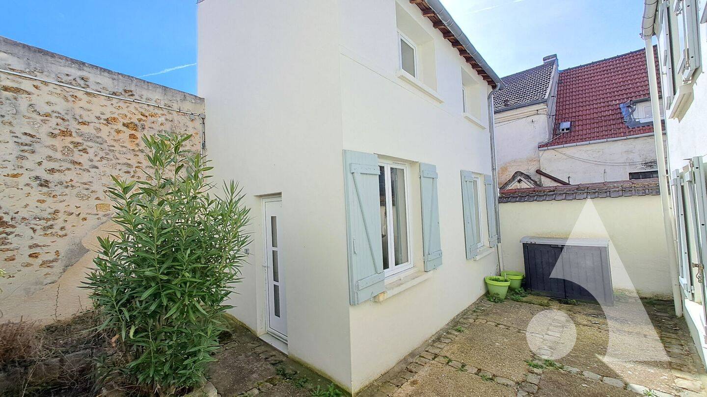 Maison 2 pièces 35 m² · à Chevreuse · 35,4 m² · 240 000 €