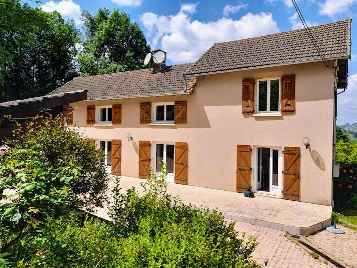 Maison 6 pièces 165 m² · à Chauffailles · 165 m² · 239 000 €
