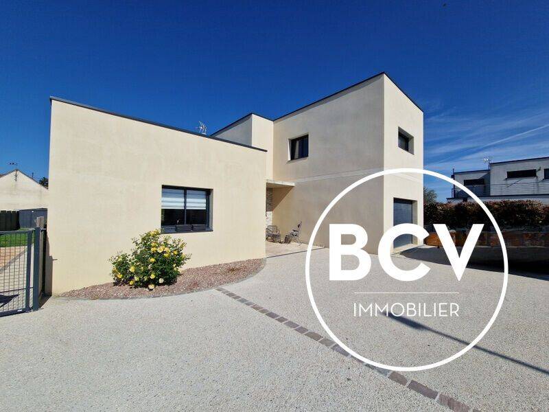 Maison 6 pièces 169 m² · à Chartres · 169 m² · 349 000 €