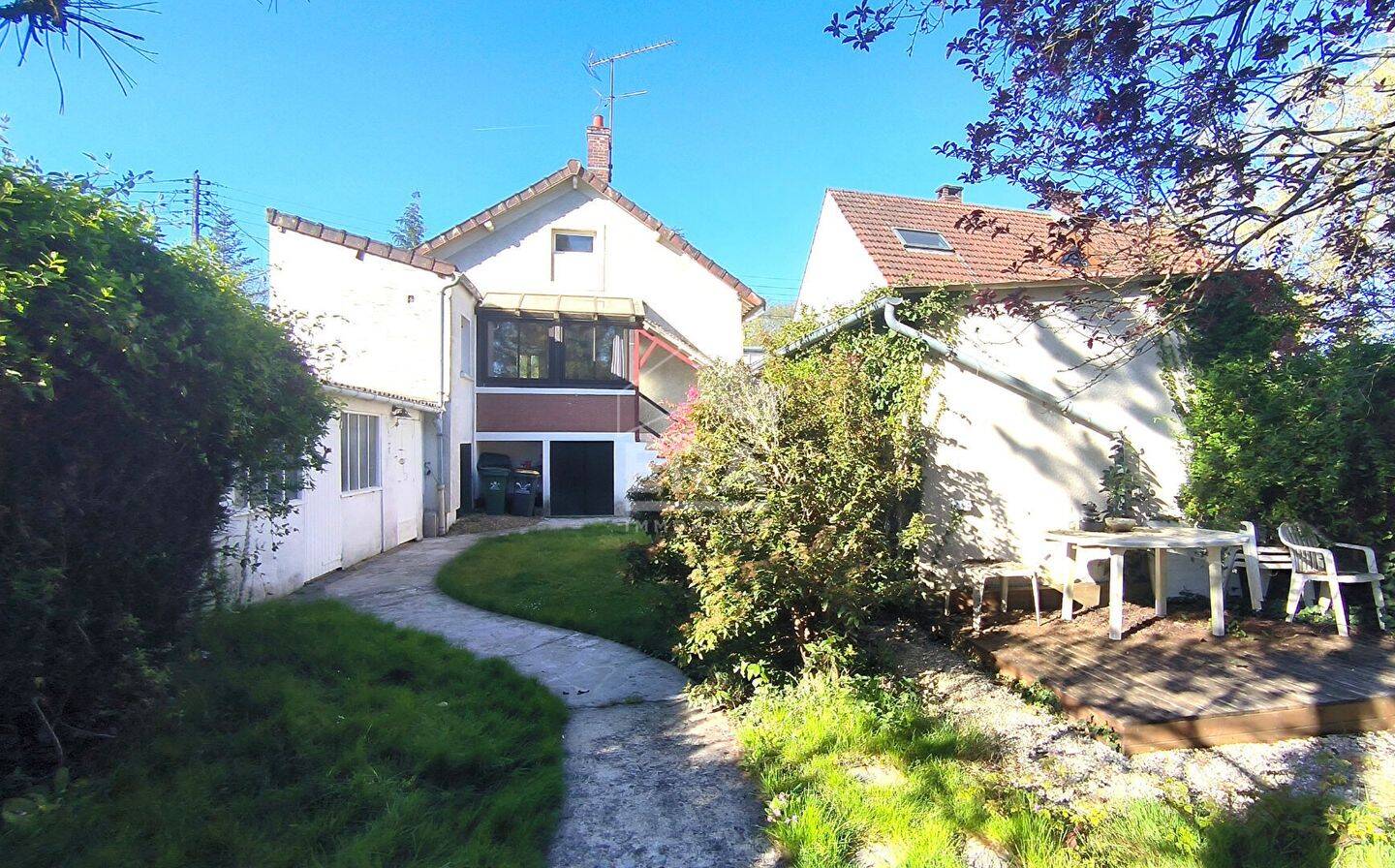 Maison 4 pièces 95 m² · à La Ferté-Alais · 95 m² · 270 000 €