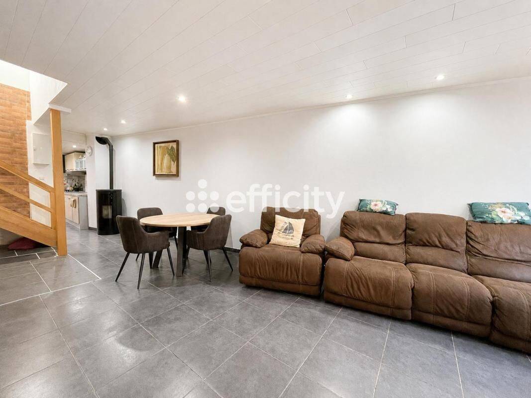 Maison 4 pièces 94 m² · à Faches-Thumesnil · 94,3 m² · 207 000 €