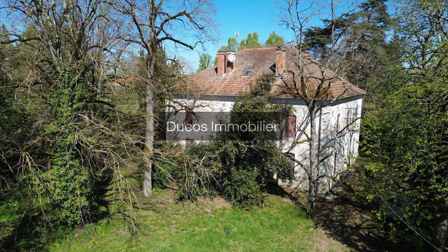 Maison 8 pièces 360 m² · à Miramont-de-Guyenne · 360 m² · 210 000 €