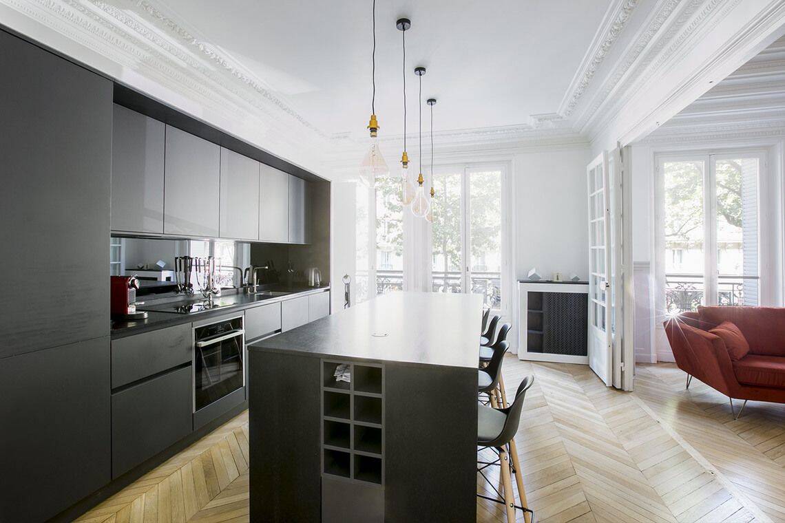 Appartement 6 pièces 123 m² · à Paris 16ème Arrondissement · 123 m² · 5 800 €