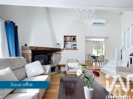 Maison de ville à vendre 495 000 € 8 pièces 4 chambres 180 m² 90 m² de terrain Millery 69390