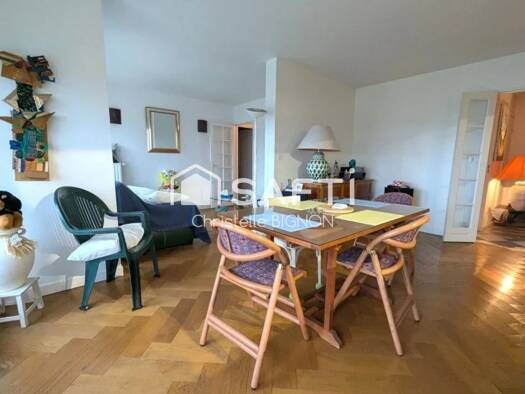 Appartement à vendre 132 000 € 4 pièces 2 chambres 82 m² Étage 15/18 Bas de la Ville Montataire 60160