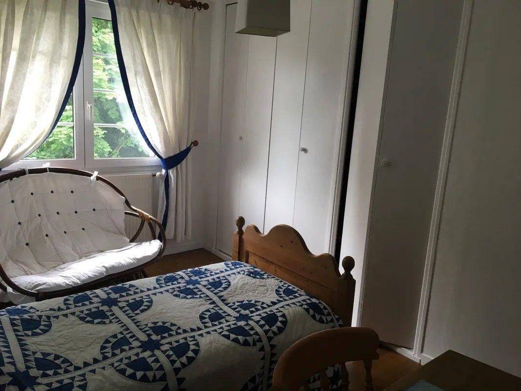 Appartement 1 pièce 12 m² · à Bourg-la-Reine · 12 m² · 510 €