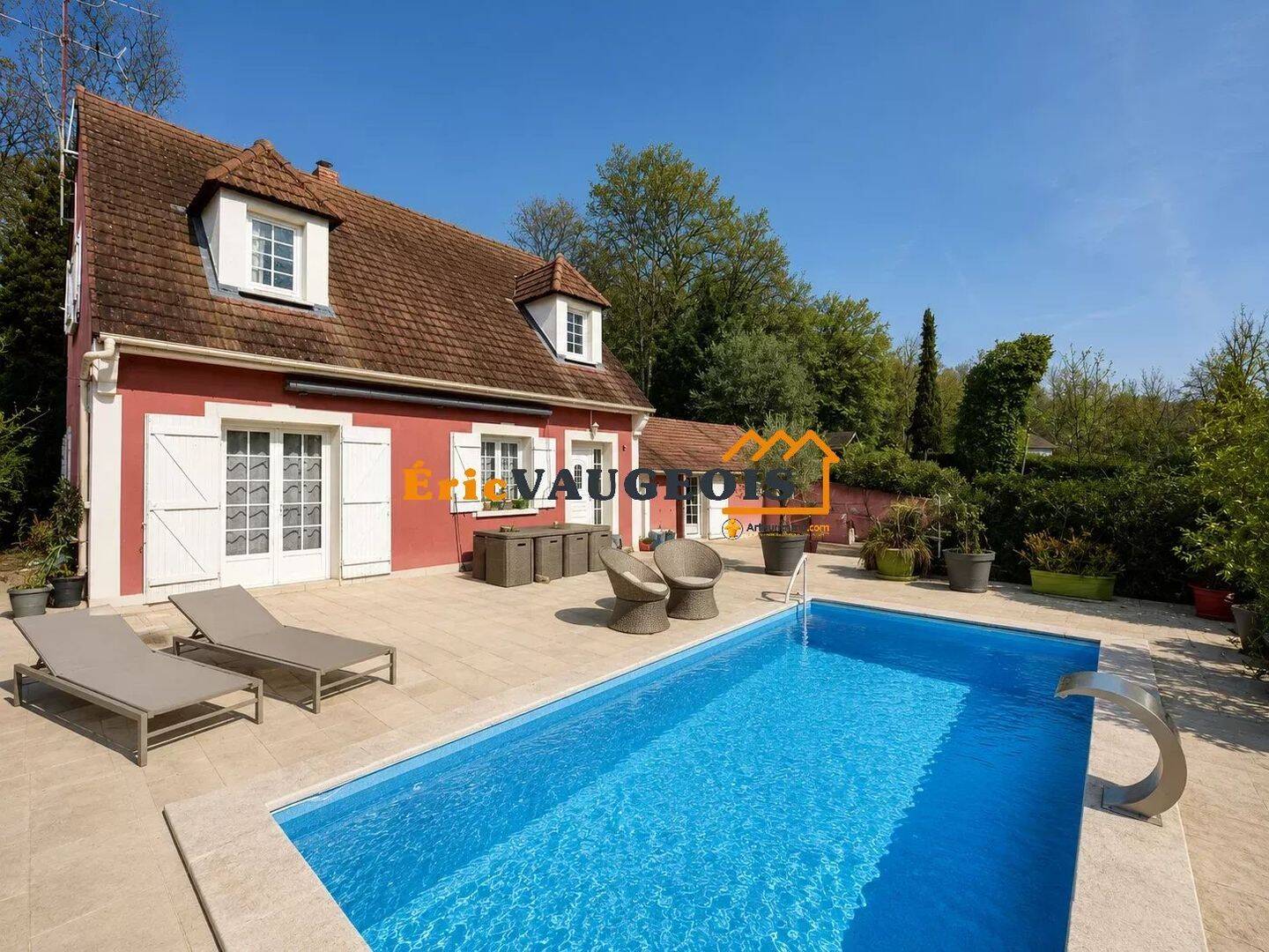 Maison 9 pièces 178 m² · à La Ferté-sous-Jouarre · 178,1 m² · 259 000 €