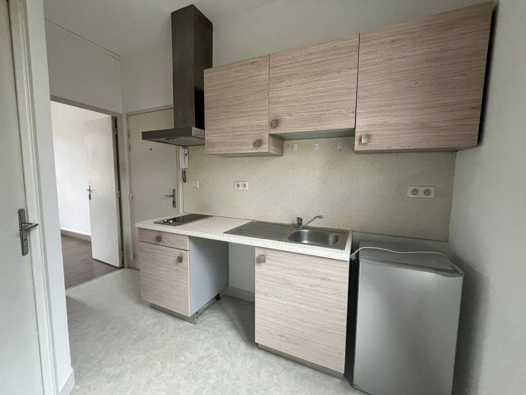 Appartement 1 pièce 24 m² · à Évreux · 24,1 m² · 472 €/mois