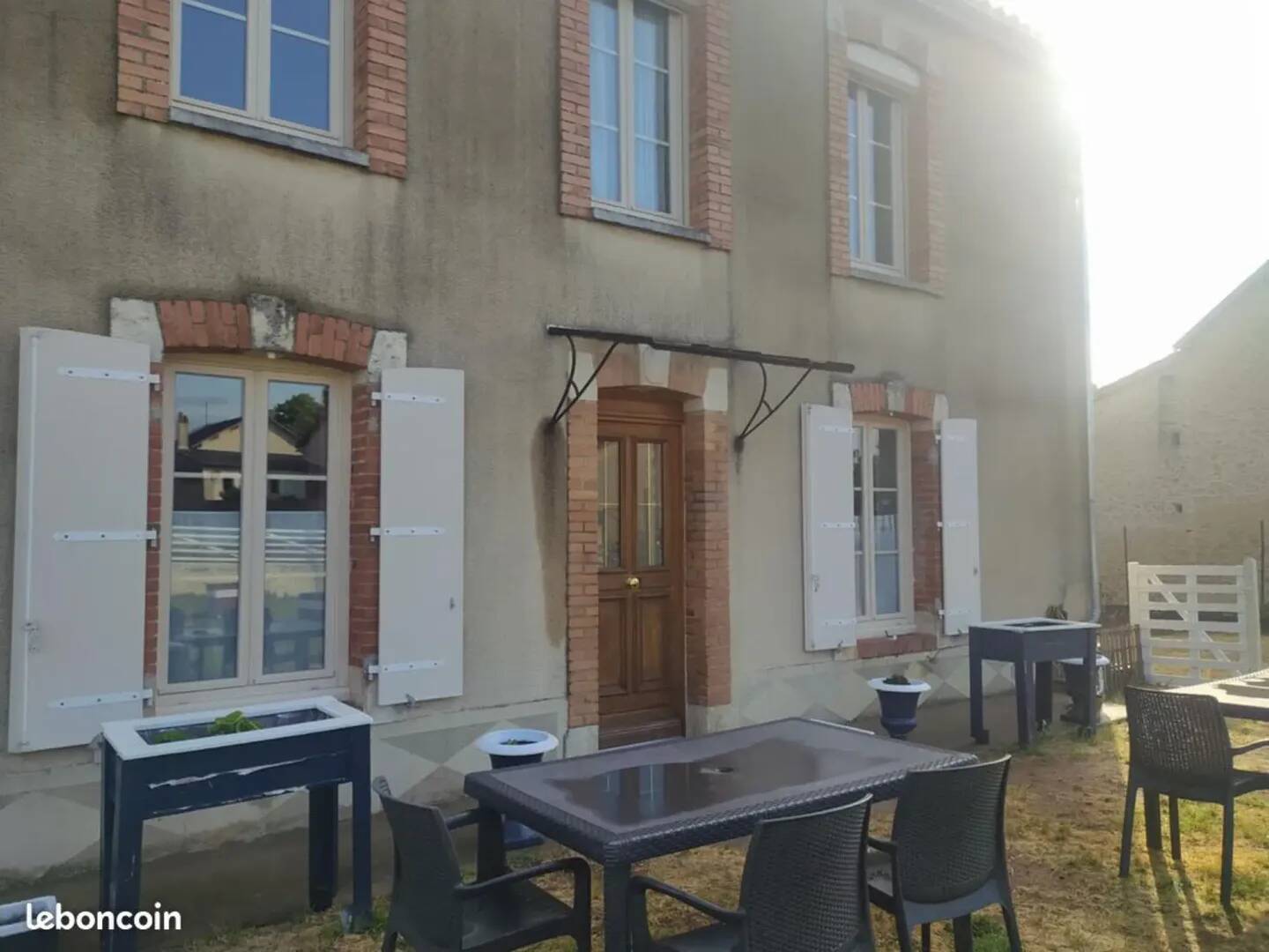 Maison 3 pièces 121 m² · à Airvault · 121 m² · 90 000 €