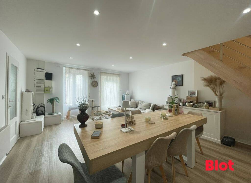 Maison 3 pièces 153 m² · à Saint-Sulpice-des-Landes · 152,7 m² · 231 000 €