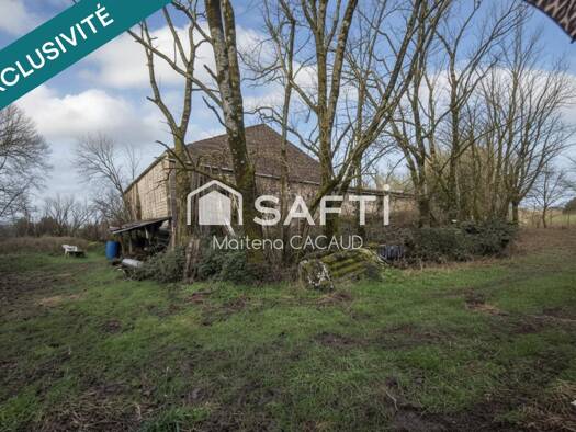 Immeuble à vendre 88 000 € 226 m² Mérignac 16200