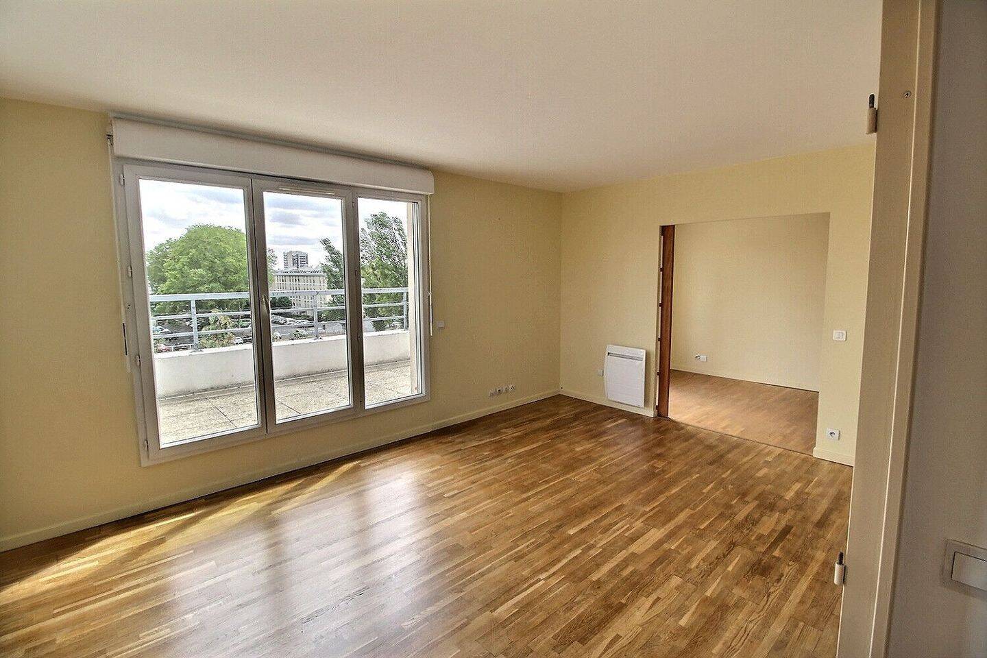 Appartement 4 pièces 75 m² · à Massy · 74,8 m² · 1 300 €/mois