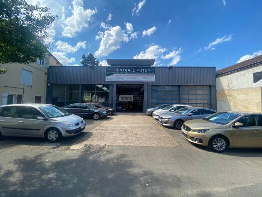 Parking à vendre 850 000 € 840 m² Herriot Mâcon 71000