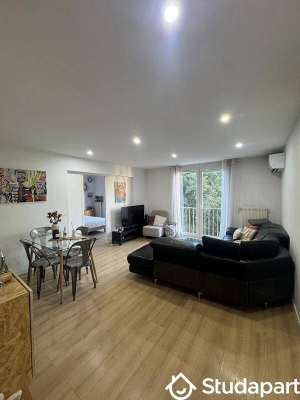 3 pièces 63 m² · à Nîmes · 63 m² · 700 €/mois