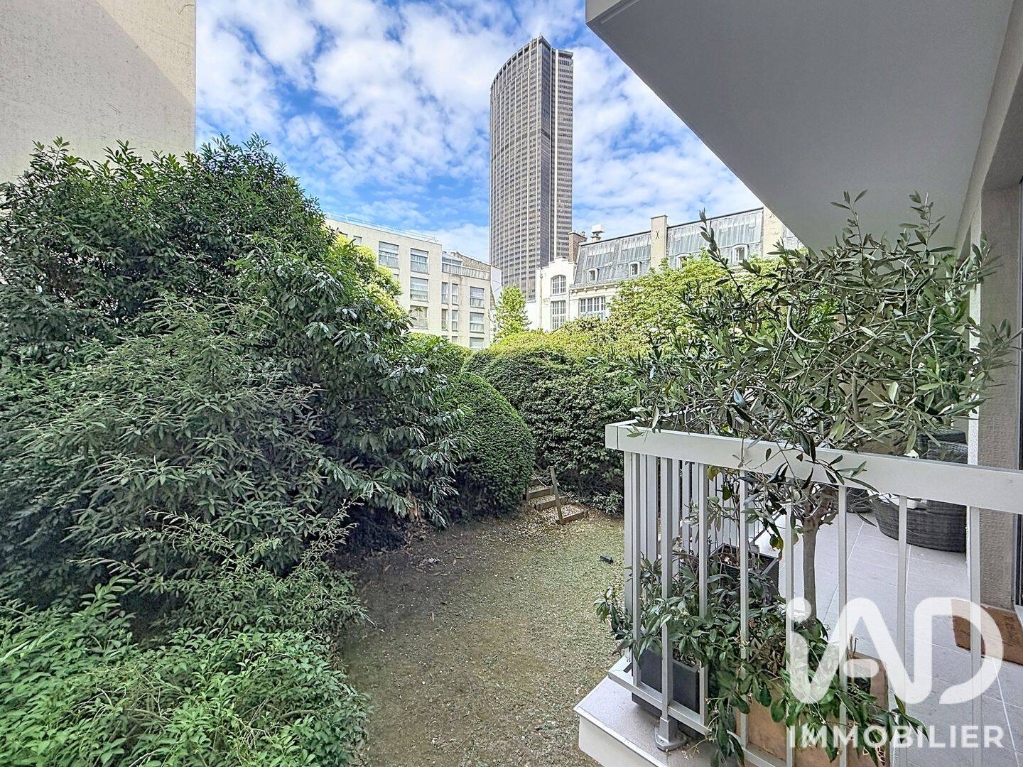 Appartement 4 pièces 146 m² · à Paris 14ème Arrondissement · 146 m² · 1 795 000 €