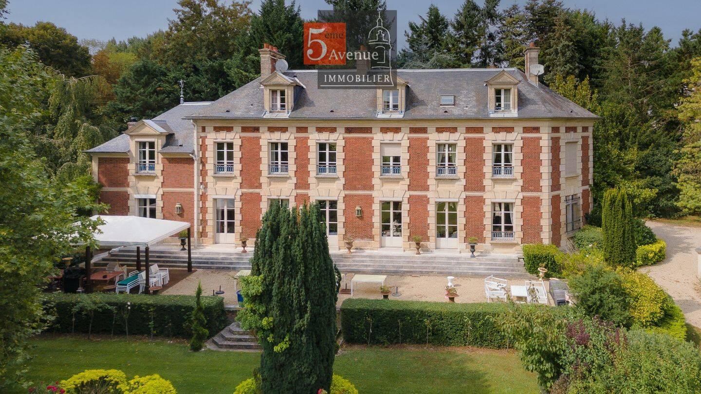 Maison 11 pièces 430 m² · à Chantilly · 430 m² · 5 000 000 €