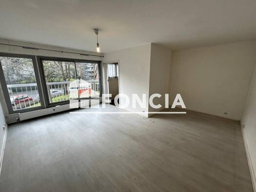 Appartement à louer 683 € 1 pièce 40,4 m² 1er étage Les bords de l'Yerres Brunoy 91800