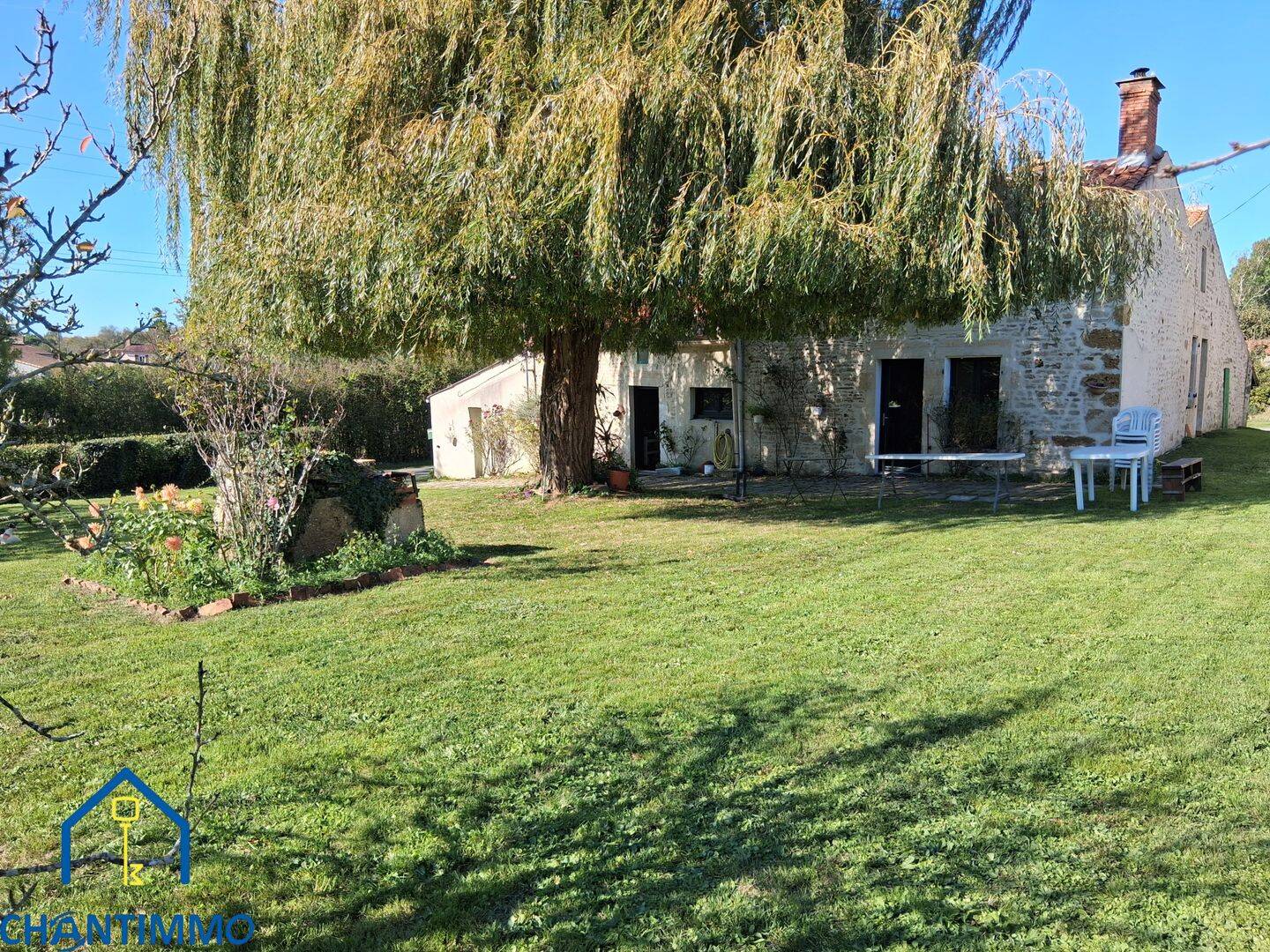 Maison 7 pièces 167 m² · à Saint-Jean-d'Hermine · 166,8 m² · 217 350 €
