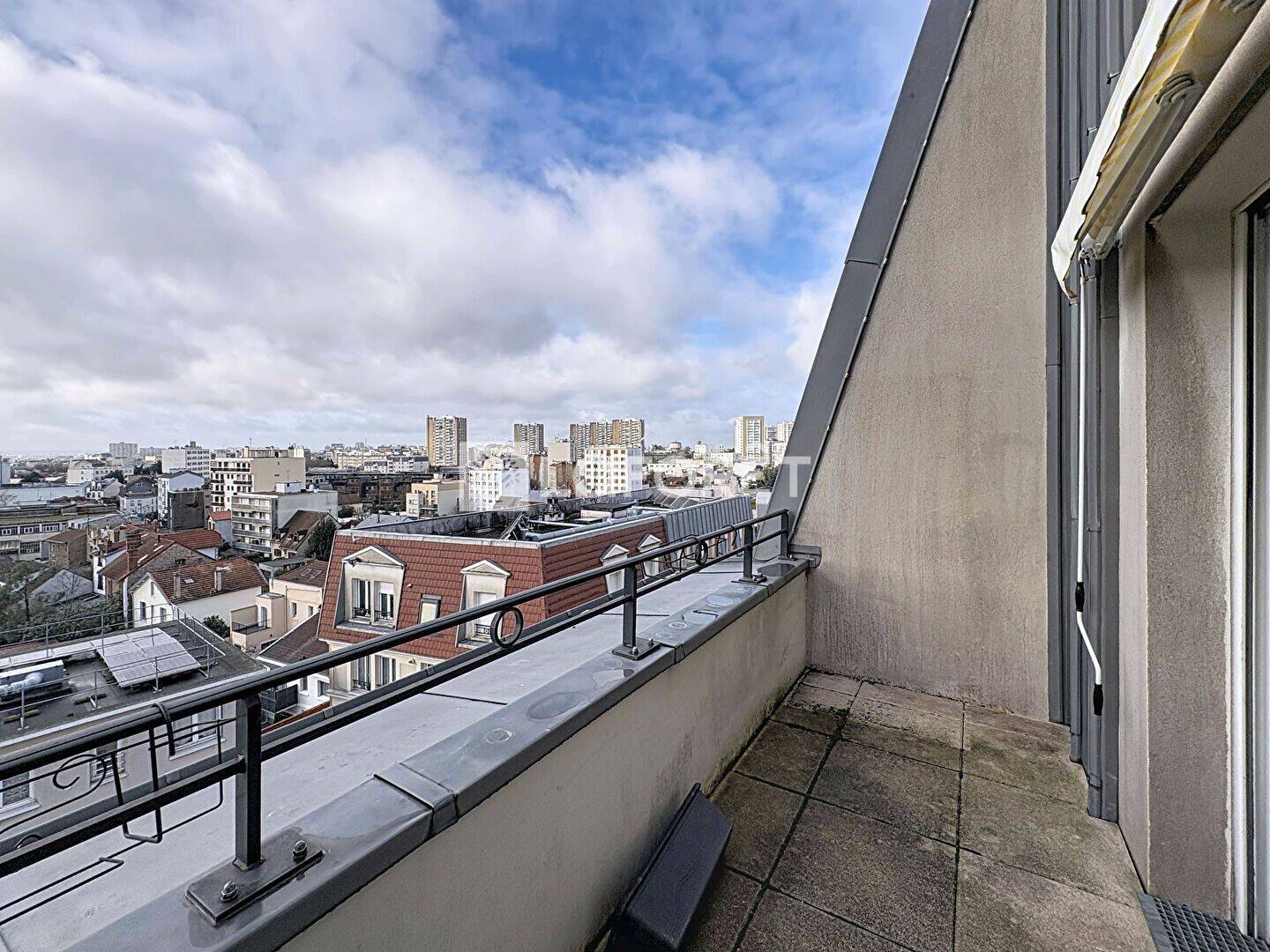 Appartement 3 pièces 56 m² · à Romainville · 56,3 m² · 328 000 €