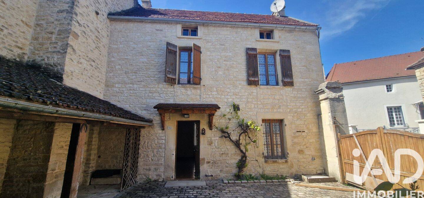 Maison 5 pièces 103 m² · à Lézinnes · 103 m² · 77 500 €
