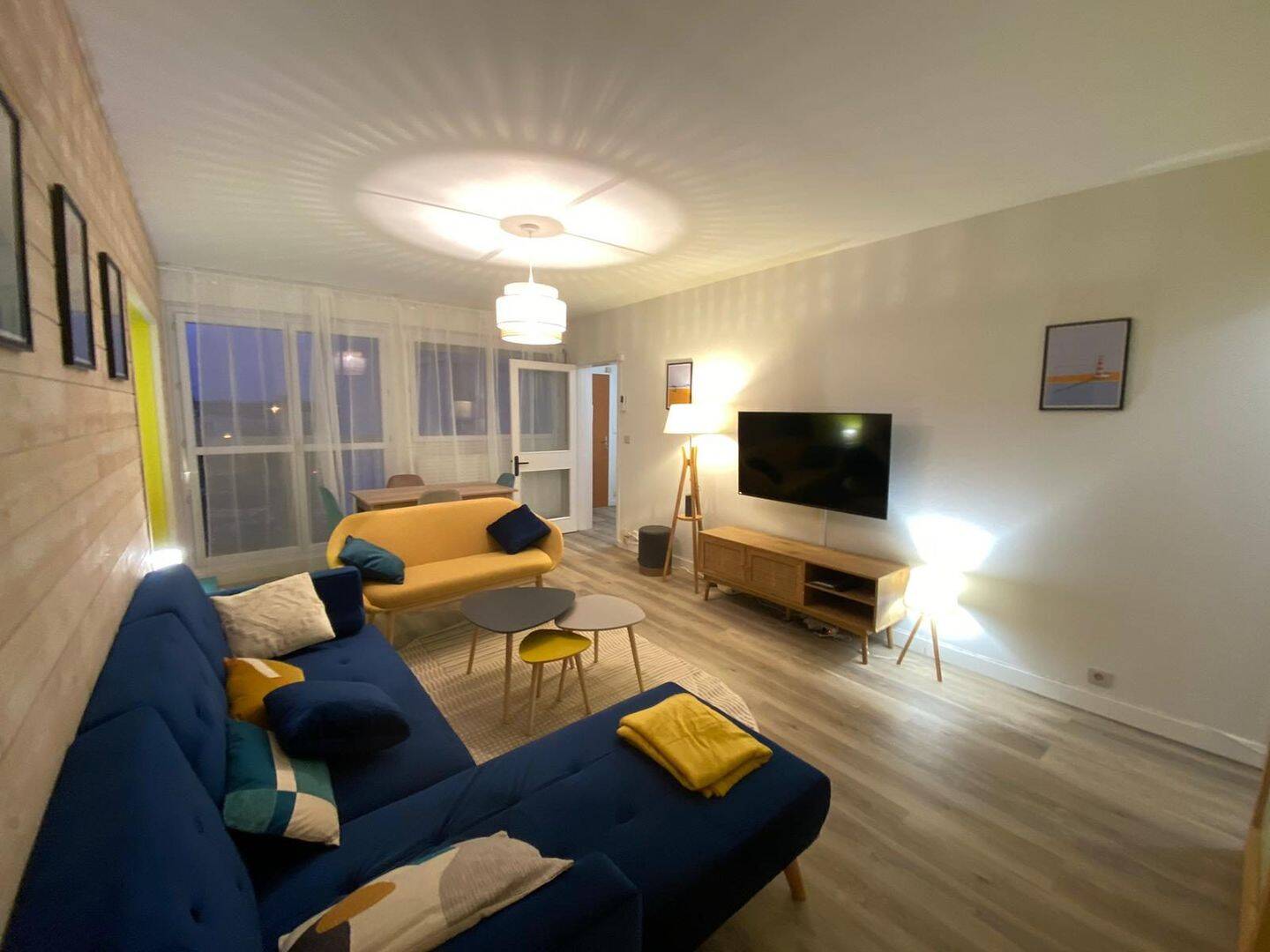 Appartement 6 pièces 107 m² · à Rezé · 106,6 m² · 1 200 €/mois