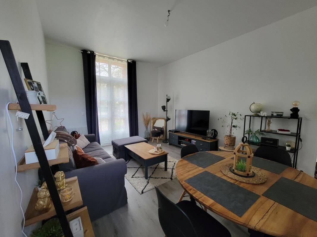 Maison 3 pièces 81 m² · à Dampierre-en-Burly · 81 m² · 634 €/mois