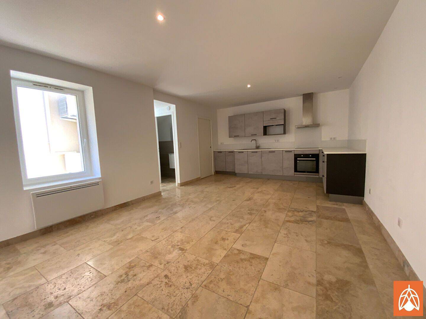 Appartement 3 pièces 63 m² · à Eyguières · 63 m² · 790 €/mois
