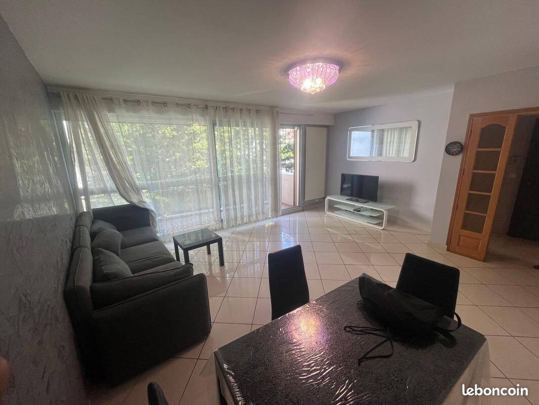 Appartement 3 pièces 72 m² · à Bondy · 72 m² · 1 350 €/mois