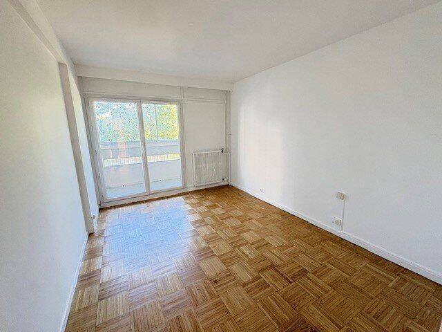 Appartement 4 pièces 84 m² · à Caluire-Et-Cuire · 84 m² · 1 375 €