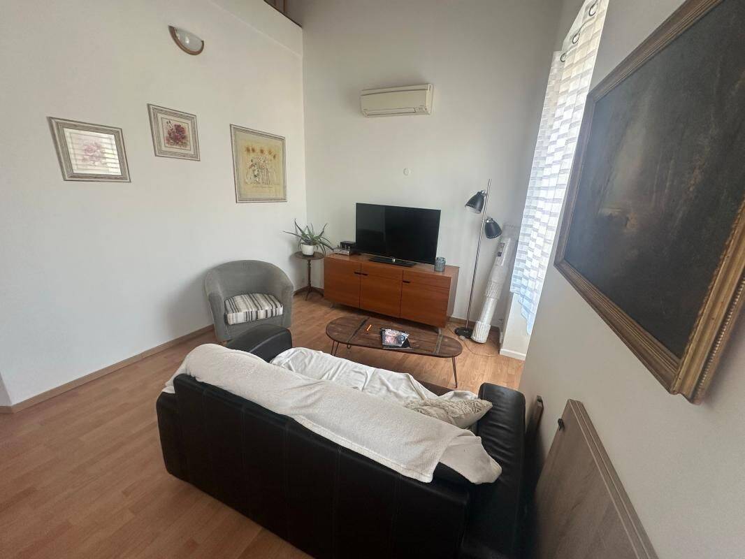 Appartement 1 pièce 38 m² · à Nîmes · 37,9 m² · 590 €