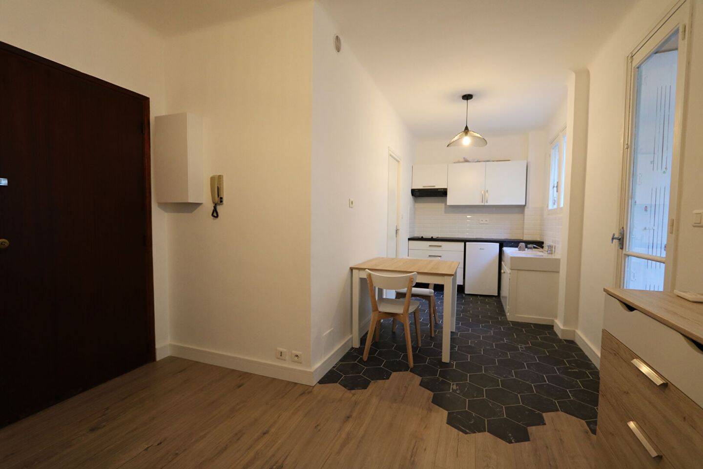 Appartement 1 pièce 30 m² · à Bastia · 30 m² · 525 €