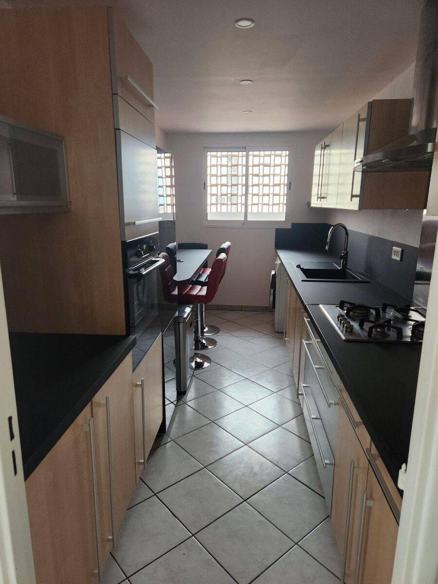 Appartement 4 pièces 85 m² · à Salon-de-Provence · 85 m² · 1 100 €