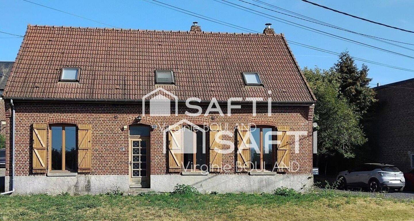 Maison 6 pièces 136 m² · à Combles · 136 m² · 149 750 €