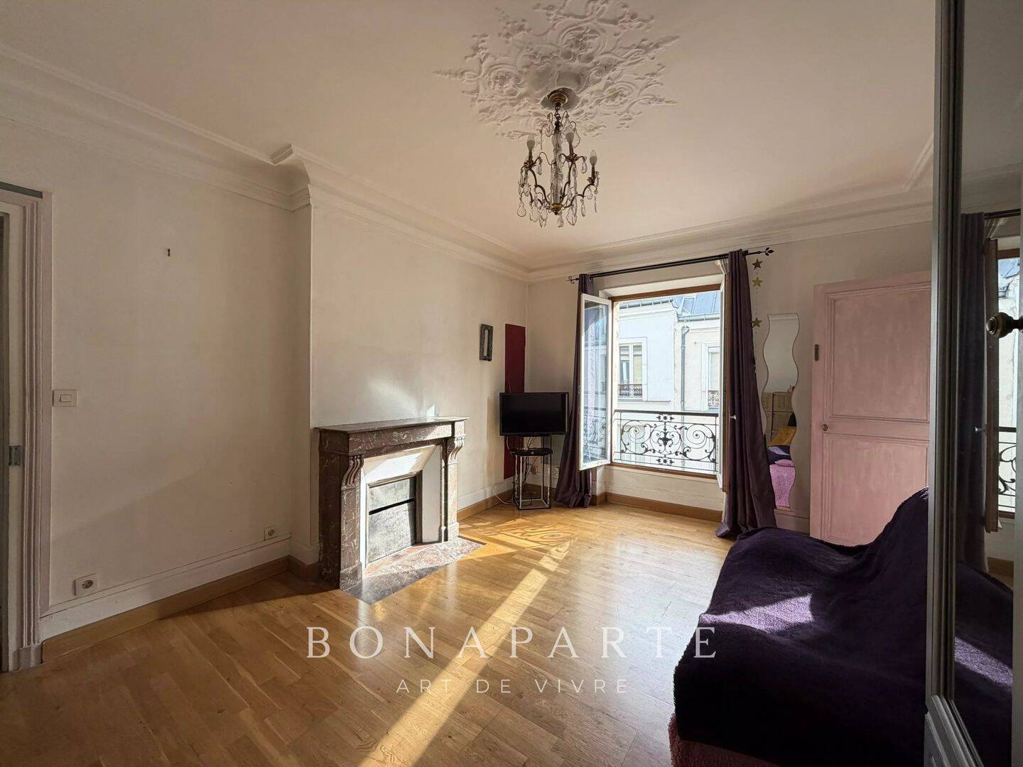 Appartement 3 pièces 46 m² · à Paris 18ème Arrondissement · 45,9 m² · 466 000 €