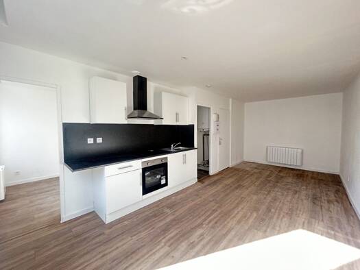 Appartement à louer 450 € 2 pièces 1 chambre 34 m² RDC Nord Le Cateau-Cambrésis 59360