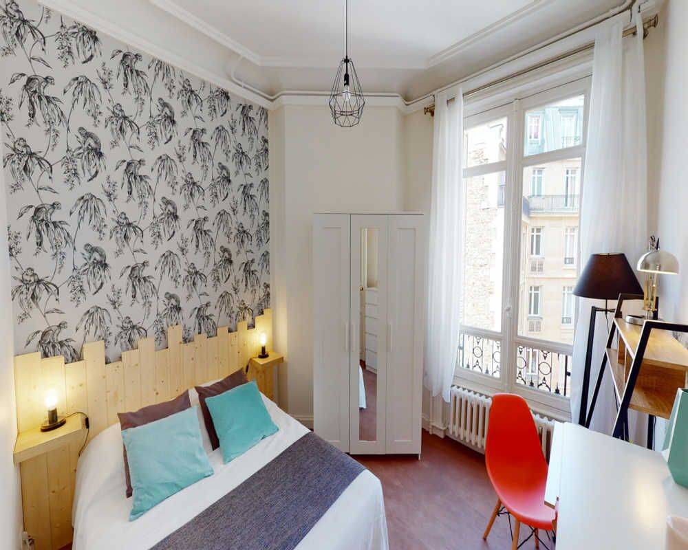 Appartement 8 pièces 190 m² · à Paris 17ème Arrondissement · 190 m² · 1 115 €