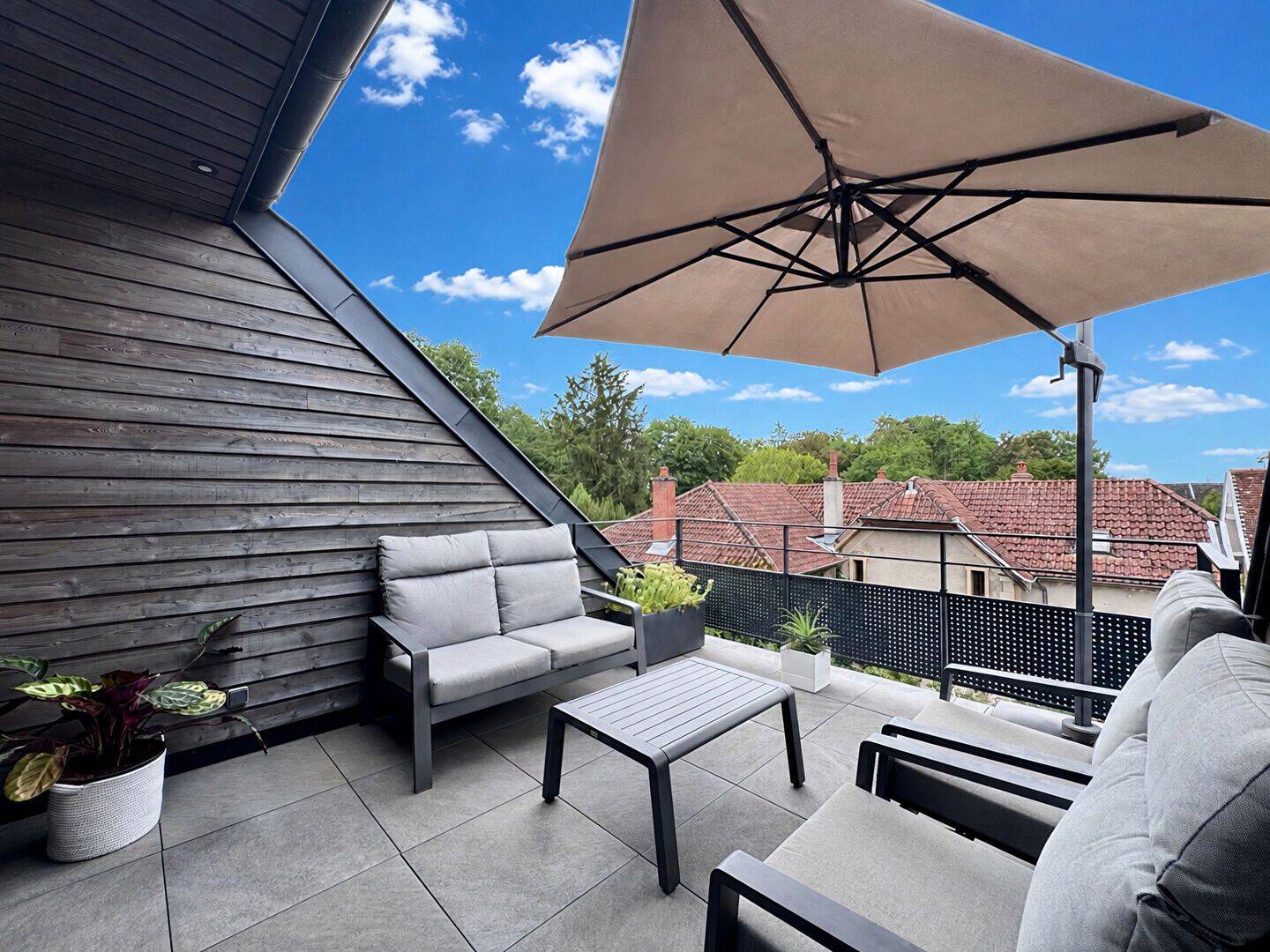 Maison 6 pièces 156 m² · à Arc-sur-Tille · 156,2 m² · 238 000 €