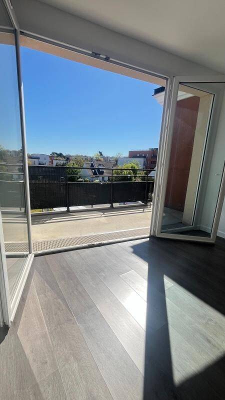 Appartement 3 pièces 65 m² · à Sainte-Geneviève-des-Bois · 65 m² · 199 000 €
