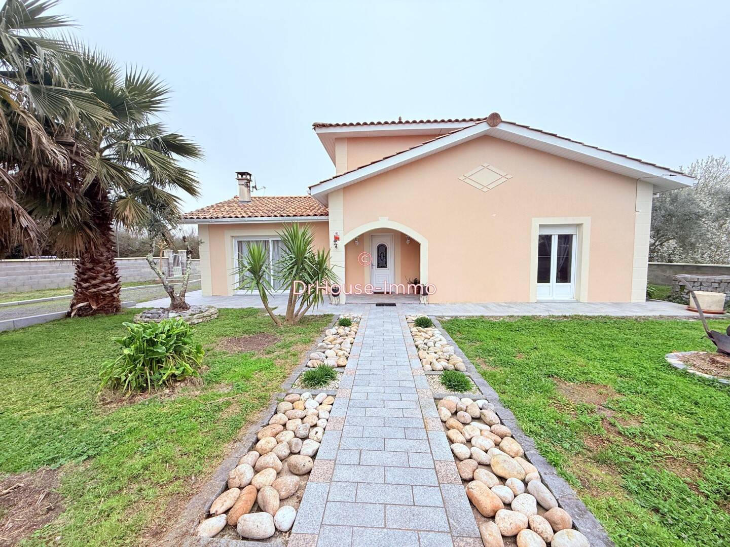 Maison 5 pièces 131 m² · à Pauillac · 131 m² · 265 000 €