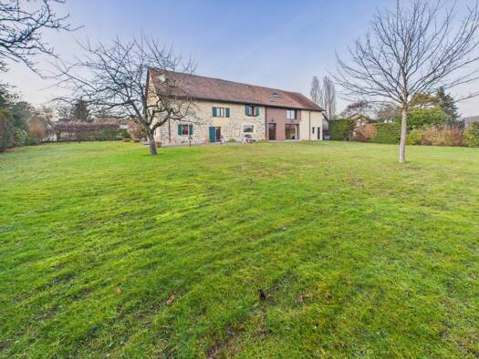 Ferme à vendre 1 195 000 € 7 pièces 6 chambres 304 m² 2 034 m² de terrain Massongy 74140