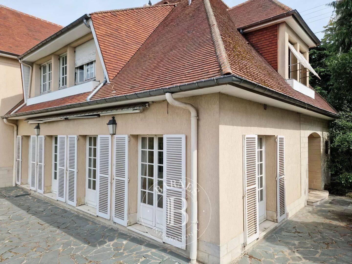 Maison 9 pièces 264 m² · à Montmorency · 263,6 m² · 950 000 €