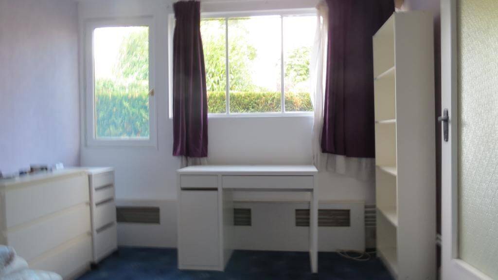 Appartement 1 pièce 15 m² · à Bures-sur-Yvette · 15 m² · 400 €/mois