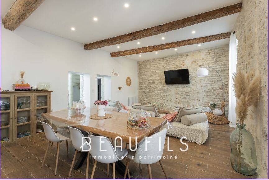 Maison 6 pièces 146 m² · à Calvisson · 146 m² · 399 000 €