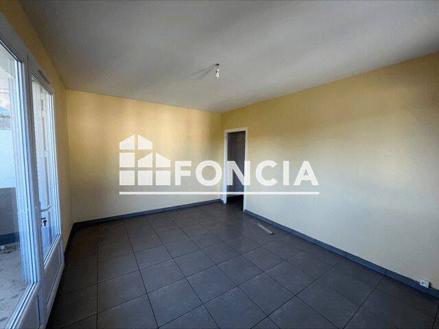 Appartement 2 pièces 52 m² · à La Motte-Servolex · 51,8 m² · 830 €