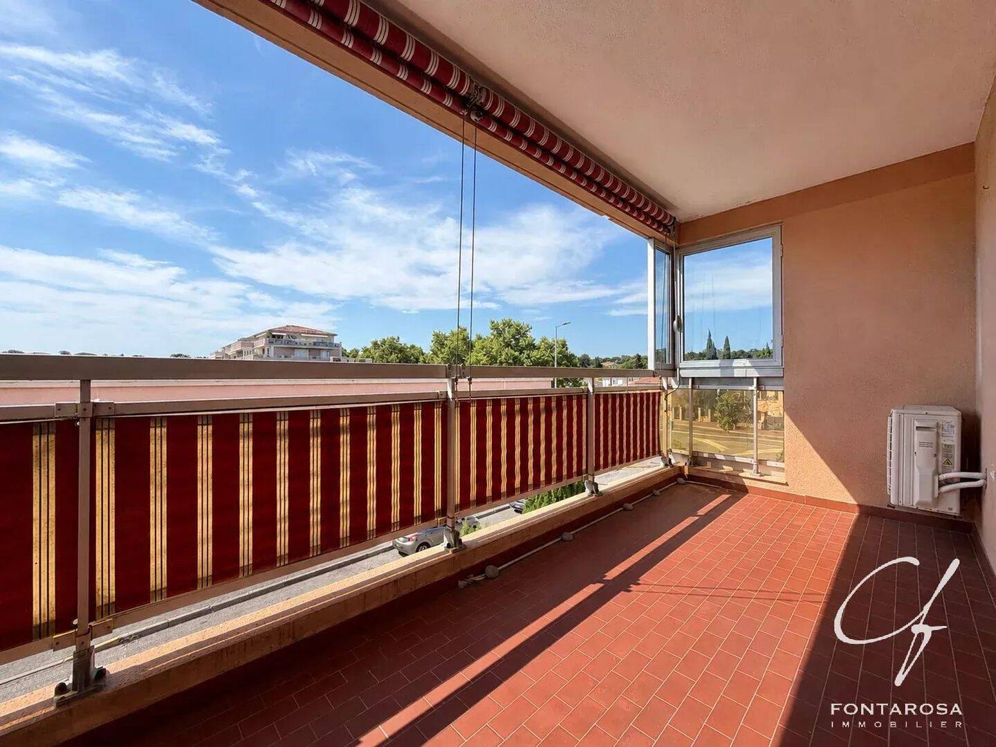 Appartement 3 pièces 64 m² · à Fréjus · 64 m² · 240 000 €